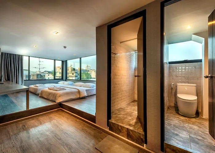 Hostel Happy Station Bangkok